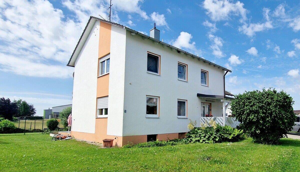 Immobilie in Stephansposching - 3  Familienwohnhaus in Stephansposching - Bild 1