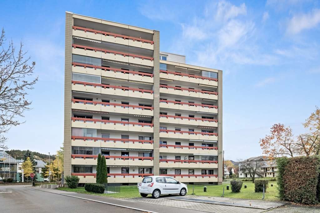Immobilie in Balingen - Großzügiges Wohnen mit Weitblick - 4,5 Zimmer ETW - Bild 2