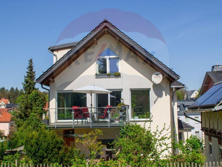 Immobilie in Bad Klosterlausnitz - Exklusives, modern und energieeffizient saniertes Zweifamilienhaus in Bad Klosterlausnitz - Bild 0