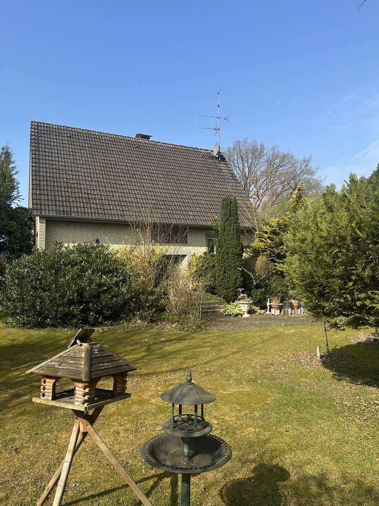 Immobilie in Schmalfeld - Großzügiges Einfamilienhaus auf ca. 1.400 m² Grundstück mit viel Potenzial - Bild 0