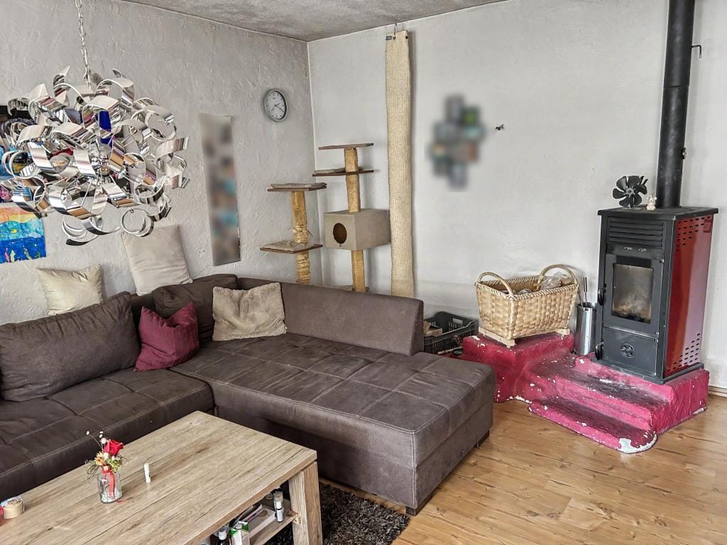 Immobilie in Mamming - Attraktive 5-Zimmer-Erdgeschosswohnung mit Garten, Wintergarten & zusätzlichem Wohnraum in Mamming - Bild 3