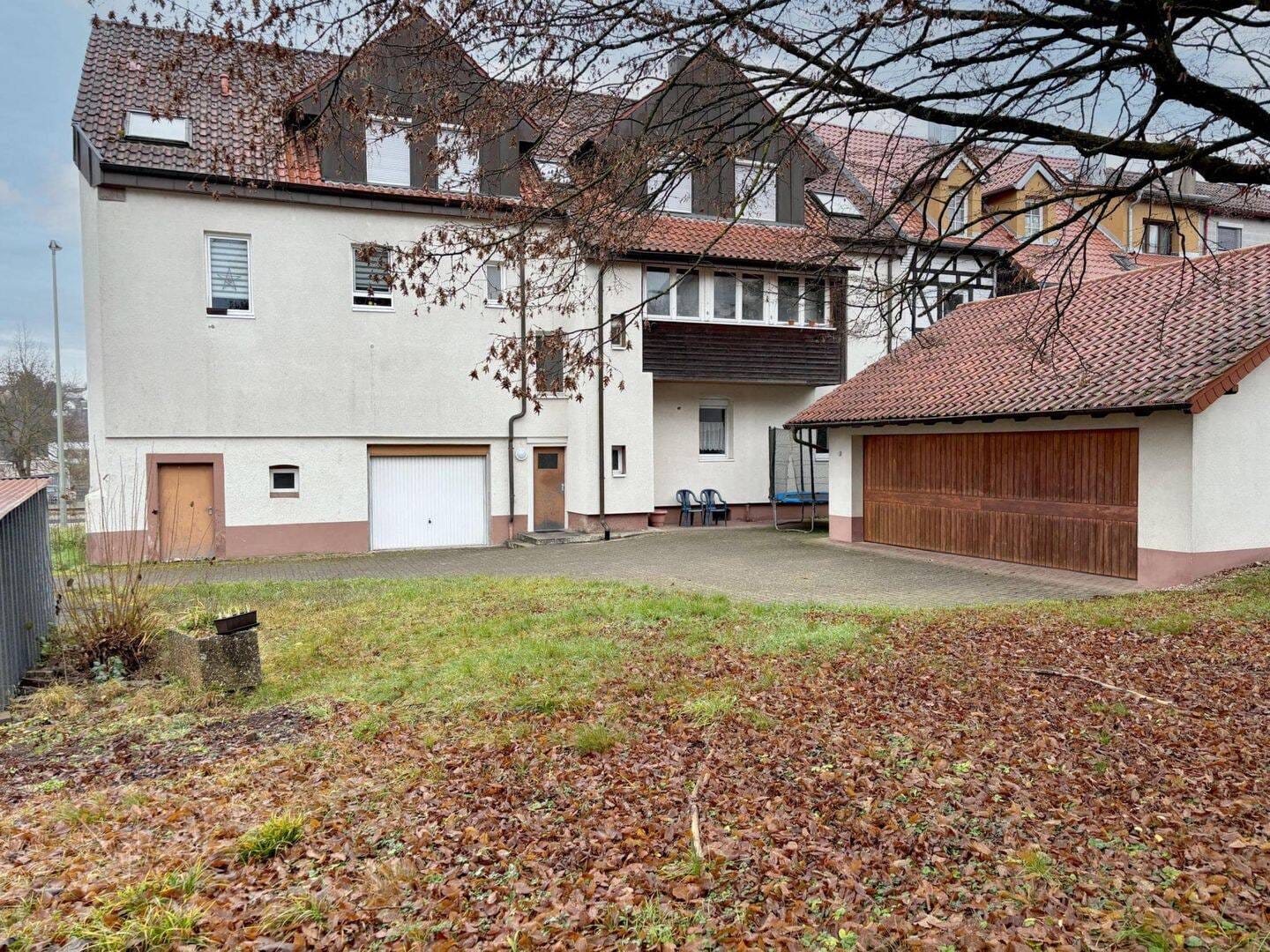 Immobilie in Pforzheim - Gepflegtes Mehrfamilienhaus - eine intressante Anlage! - Bild 2