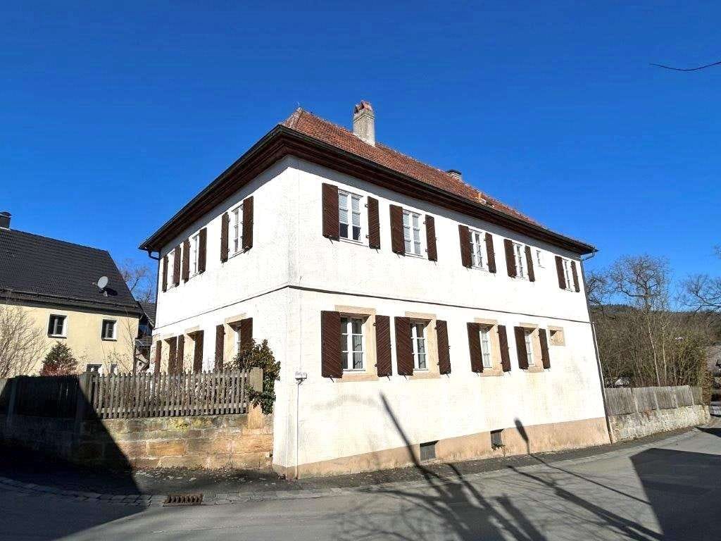Immobilie in Mainleus - Historisches Gemäuer mit Charme! - Bild 2