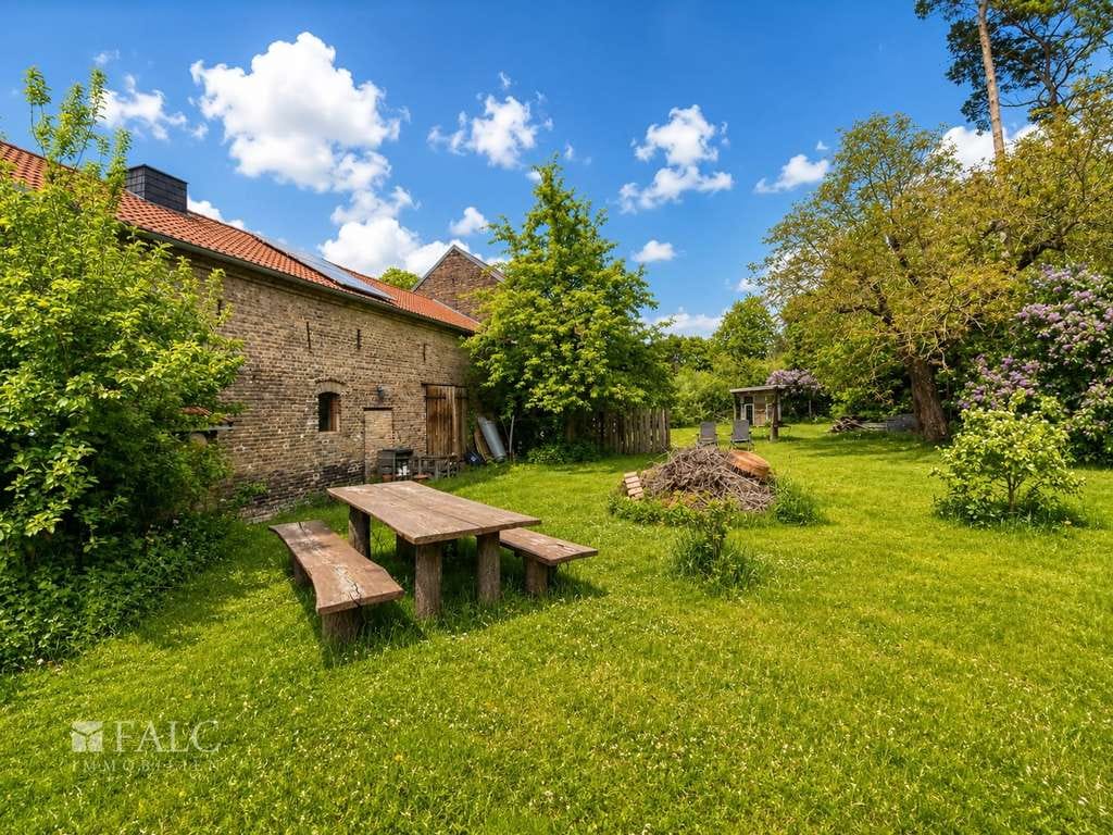 Immobilie in Baruth/Mark - Mit Charme & Scheune - (er)lebe mehr! FALC Immobilien - Bild 3