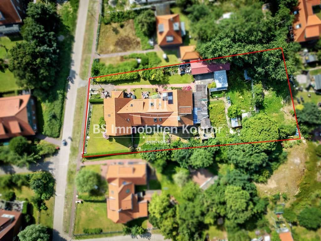 Immobilie in Spiekeroog - Spiekeroog! Mehrfamilienhaus mit vier Ferienwohnungen und drei Dauerwohnungen in idyllischer Lage! - Bild 2