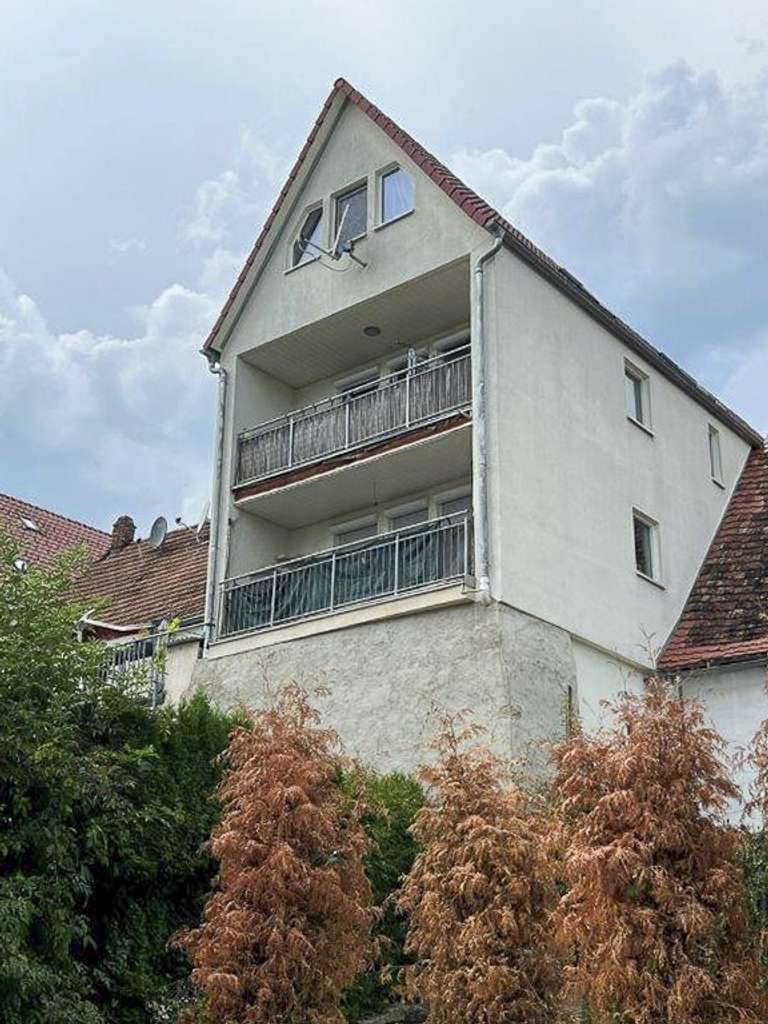 Immobilie in Hechingen - Wohnen und investieren in Hechingen – gepflegtes Haus mit zwei attraktiven Einheiten - Bild 1