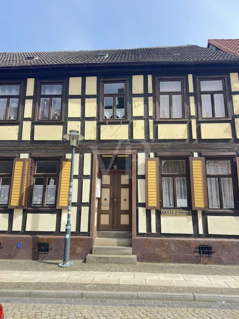 Immobilie in Osterburg (Altmark) - Zwei Häuser, ein Preis... gestalten Sie Ihr Leben neu. - Bild 3