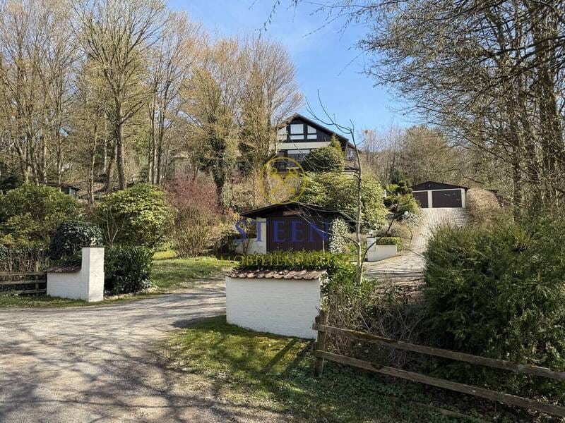 Immobilie in Diemelsee - Lage, Licht, Lebensqualität! Sehr exklusive Immobilie mit Blick auf den Diemelsee! Einliegerwohnung! - Bild 0