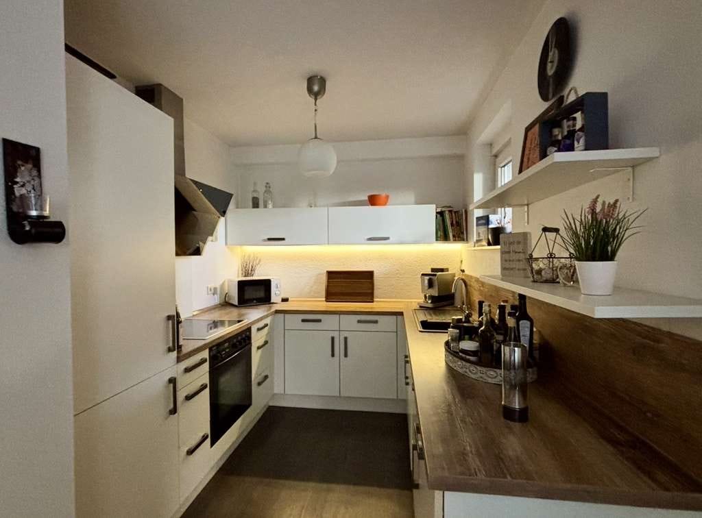 Immobilie in Römerberg - Kapitalanleger aufgepasst - Vermietete 2-Zimmer-Souterrain-Wohnung mit Terrasse und Stellplatz - Bild 2