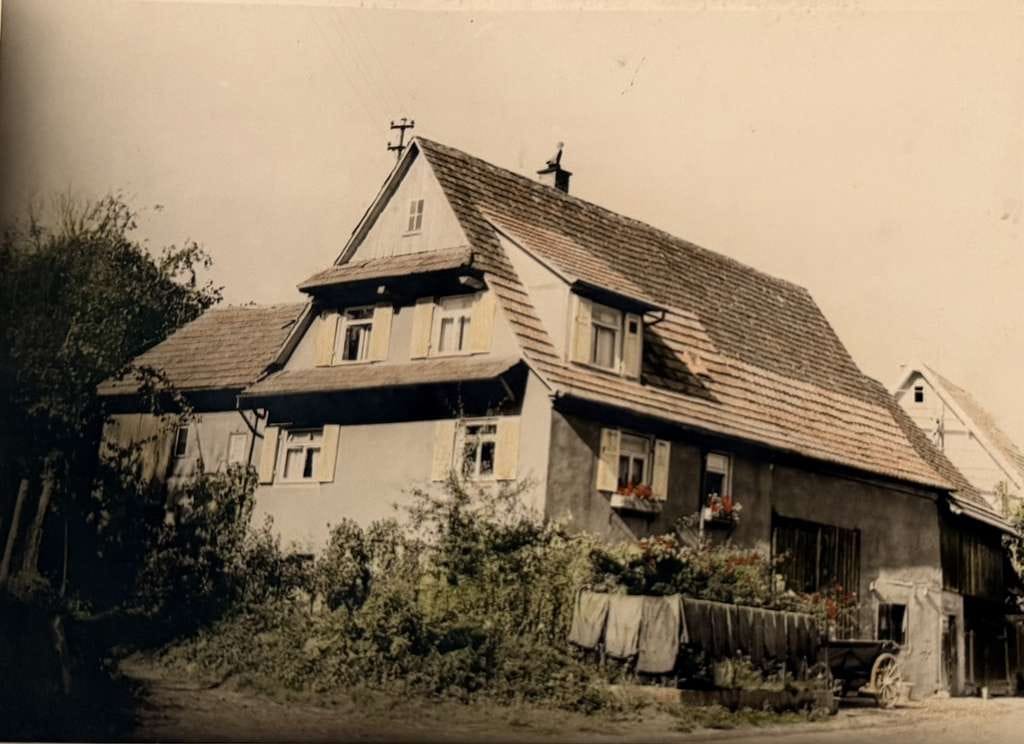 Immobilie in Remchingen - Zweifamilienhaus mit großem Grundstück, historischem Charme und Potenzial für Neues - Bild 3