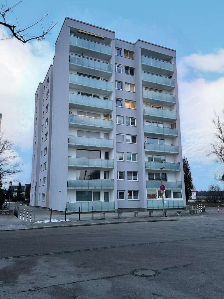 Immobilie in Putzbrunn - Wertbeständige Investition in Putzbrunn: Solide 3-Zimmer-Wohnung mit zuverlässigen Mieter - Bild 0