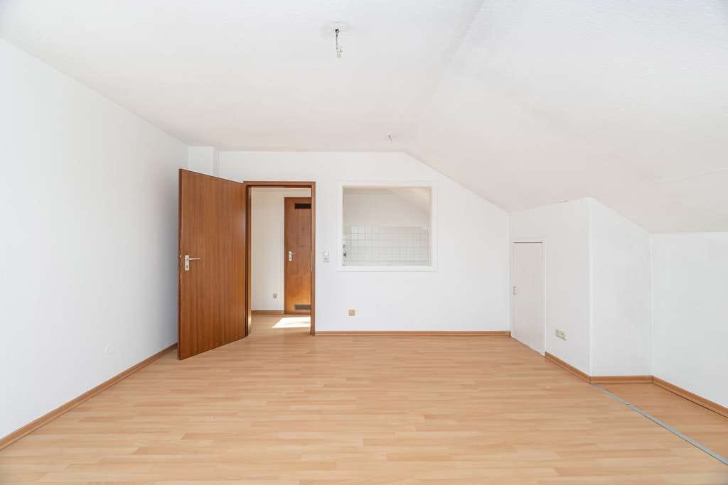 Immobilie in Ismaning - Attraktive 2-Zimmer-Dachgeschosswohnung zur Eigennutzung oder Kapitalanlage - Bild 0