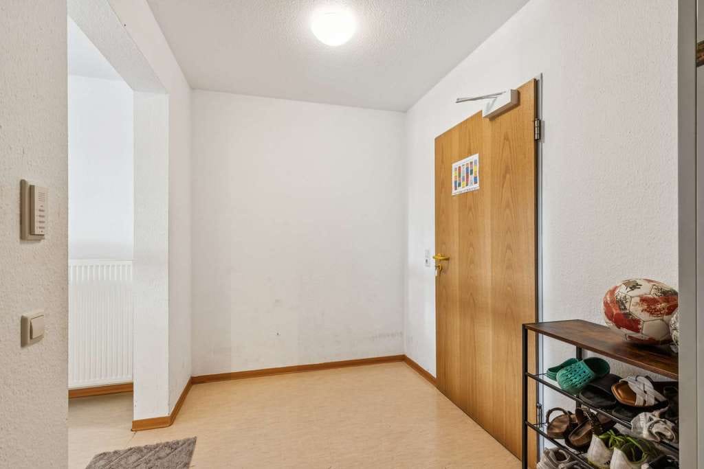 Immobilie in Königsbach-Stein - 2-Zimmer-Eigentumswohnung mit Balkon – ideal für Eigennutzer oder Kapitalanleger - Bild 1