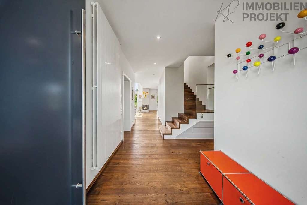 Immobilie in Bindlach - Moderne Architektur in privilegierter Naturlage – Designanwesen mit hochwertigem Interior-Konzept - Bild 4