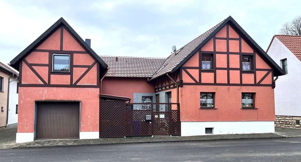 Immobilie in Greußen - Einfamilienhaus, saniert und mit viel Platz in Niederspier - Bild 0