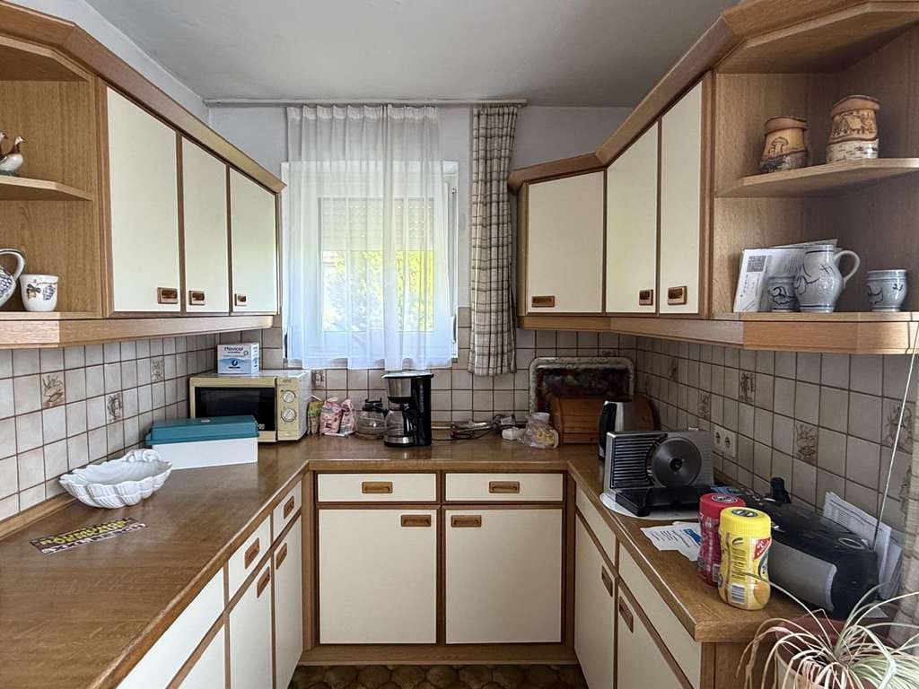 Immobilie in Simbach - Einfamilienhaus mit Nebengebäude, großem Garten und viel Potenzial in sonniger Randlage von Simbach - Bild 5