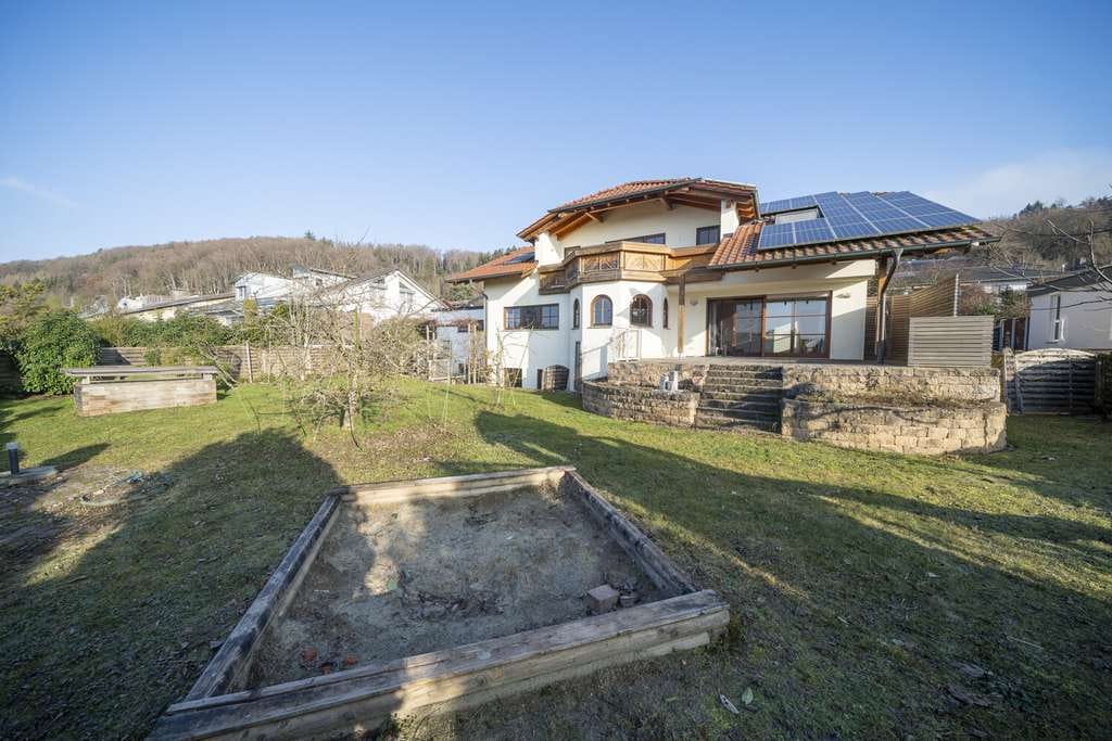 Immobilie in Steißlingen - Traumhaus für eine große Familie - Bild 3