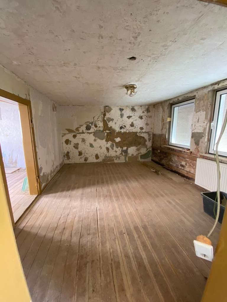 Immobilie in Barleben - Handwerker aufgepasst, teilsaniertes Reihenhaus in Topp-Lage von Barleben - Bild 2