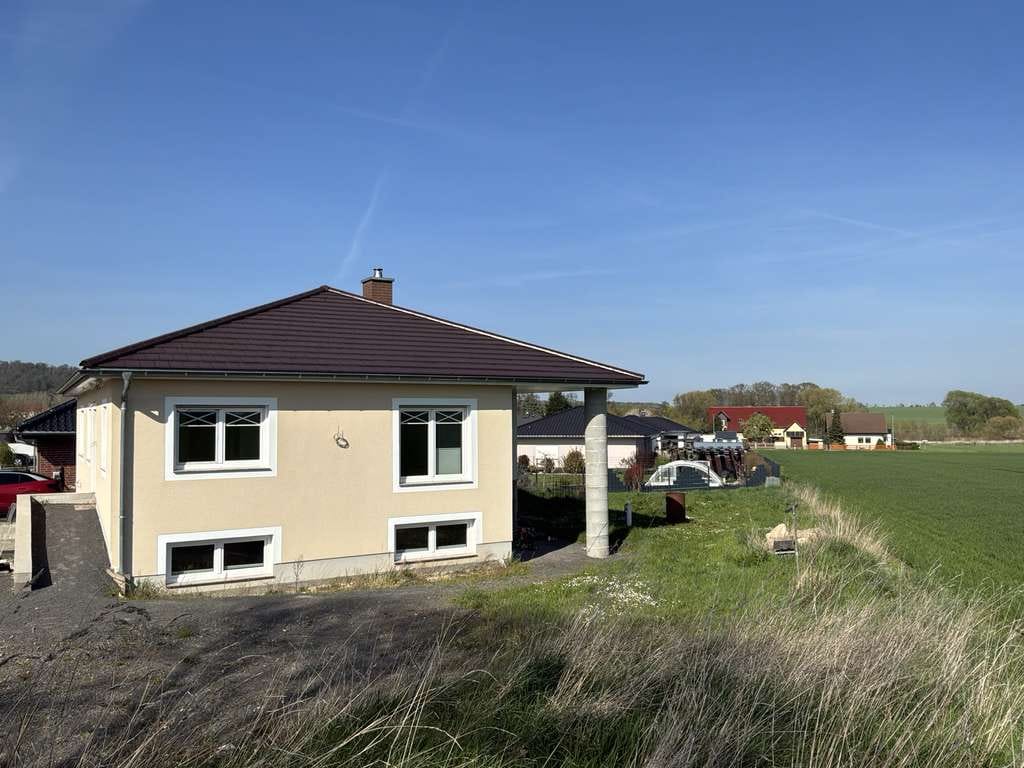 Immobilie in Lossatal - Modernes Einfamilienhaus mit Weitblick ins Grüne - Bild 3