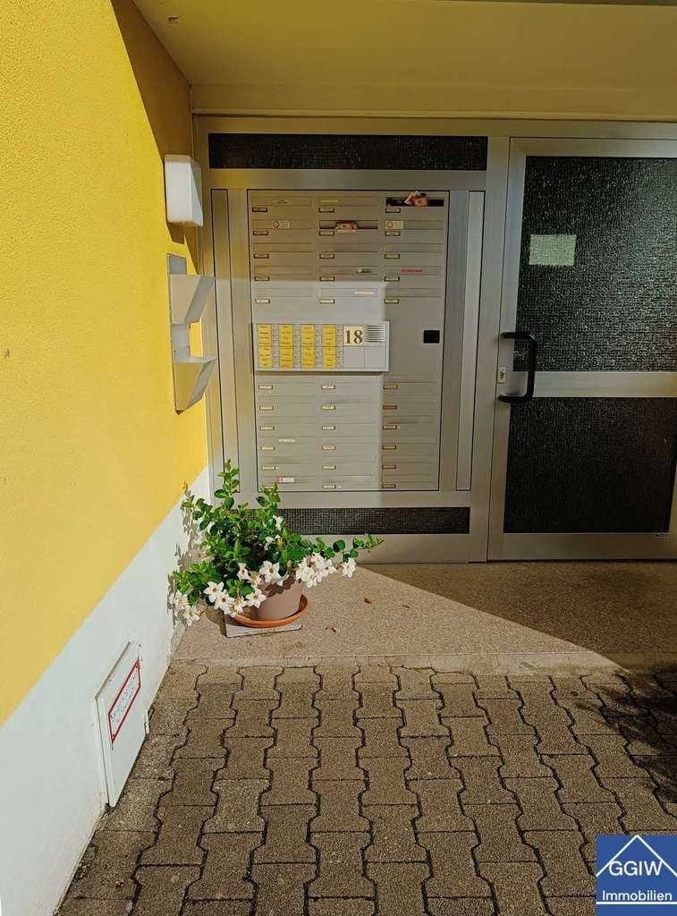 Immobilie in Oftersheim - Schön geschnittene Wohnung mit Balkon in Oftersheim bei Heidelberg inkl. Stellplatz und Kellerabteil - Bild 4