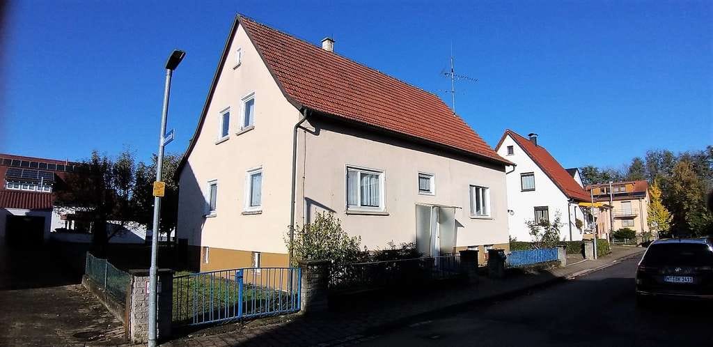 Immobilie in Riederich - Für handwerklich Geschickte od. Bauträger! 7,5 Ar Grdst. m. ält. Wohnhs. in ruhiger Ortsrandlage! - Bild 2