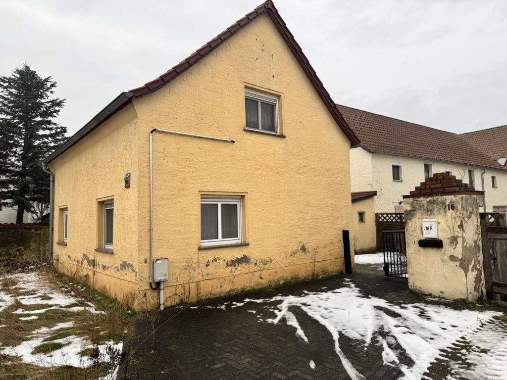 Immobilie in Cavertitz - Kleines Wohnhaus mit Nebengebäude im Ortskern von Cavertitz - Bild 1