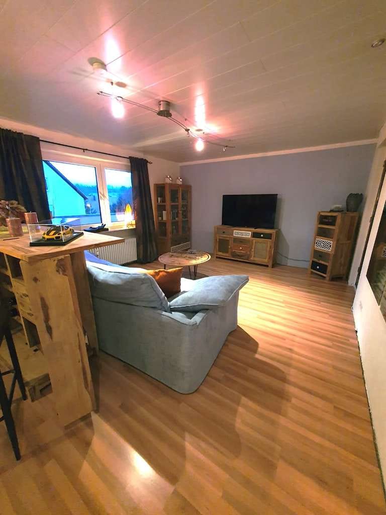 Immobilie in Heimsheim - * Großzügige 3-Zimmerwohnung mit Garage * - Bild 0