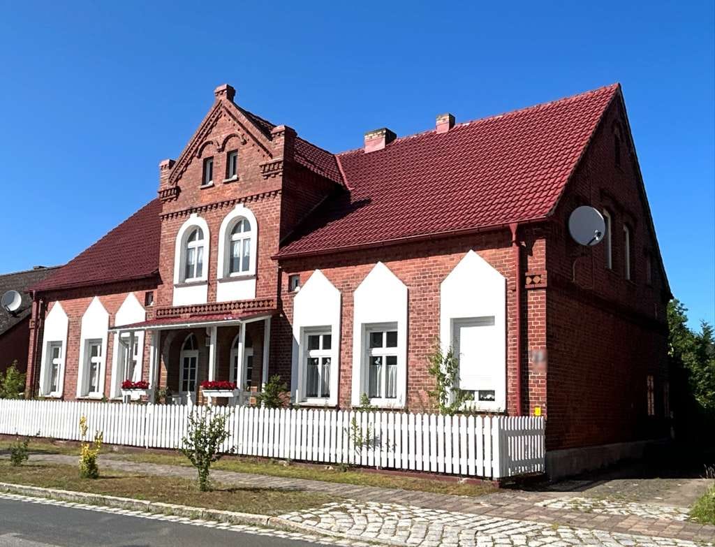 Immobilie in Ahlbeck - Großzügiges Wohnhaus mit vielen Möglichkeiten in Sandbad-Ahlbeck - Bild 1