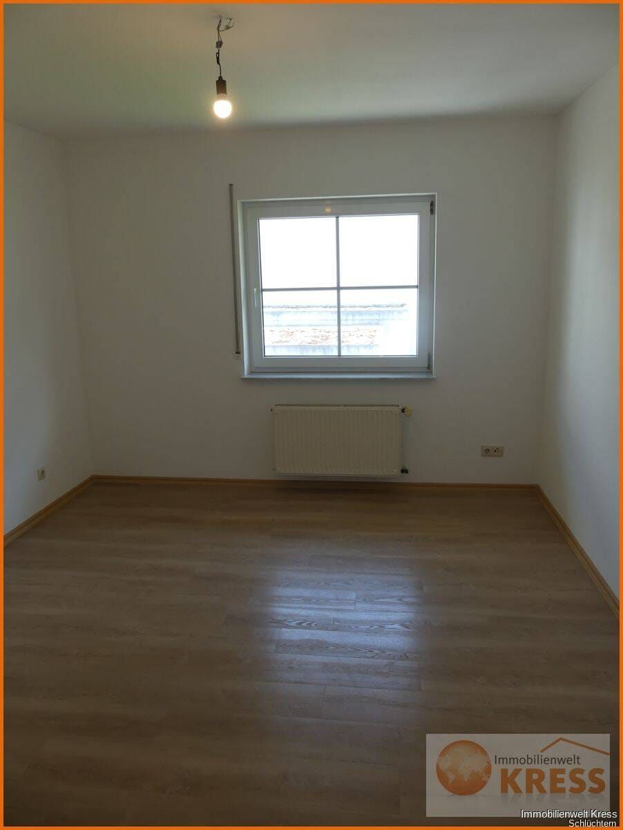 Immobilie in Schlüchtern - Gepflegte u. ruhige 3-Zimmer ETW am Rande der Schlüchterner Innenstadt mit Balkon u.  KFZ-Stellplatz - Bild 4