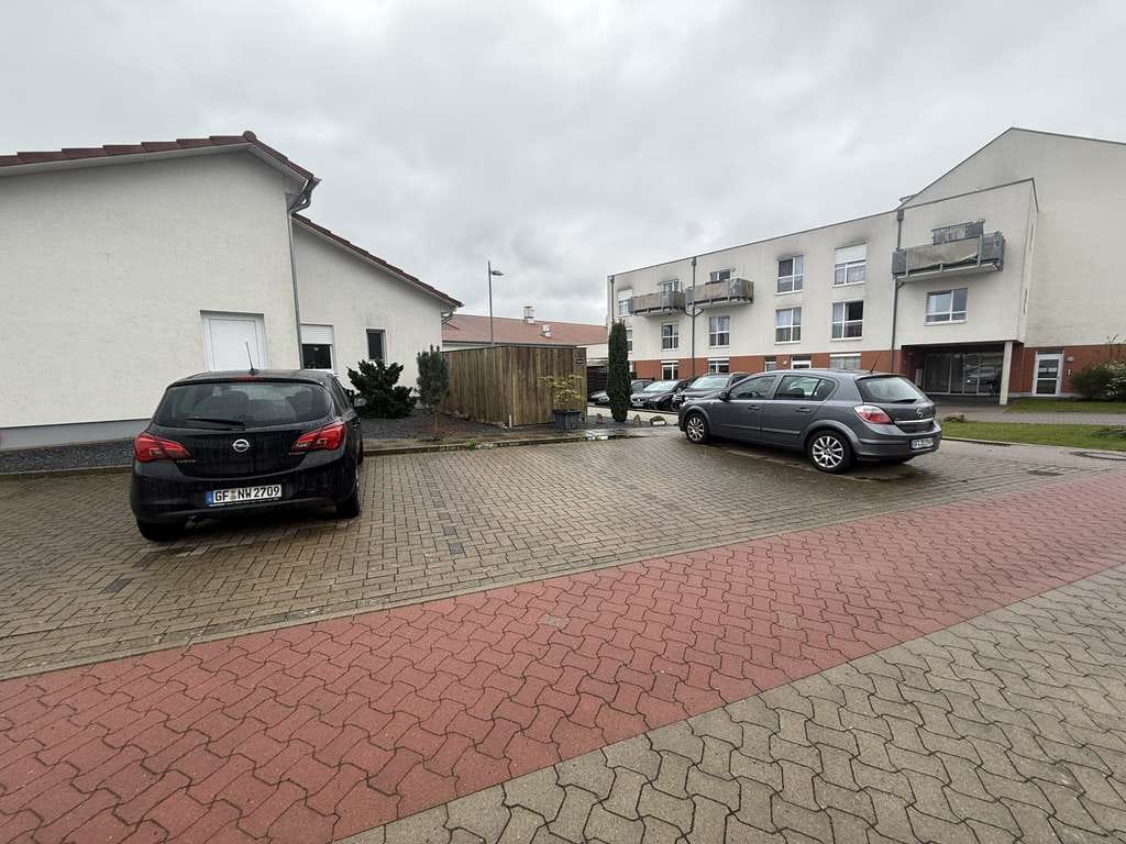 Immobilie in Schwülper - +++ 3 Zimmer-Wohnung als Reihenendhaus mit Einbauküche, Terrasse und PKW-Einstellplatz +++ - Bild 2