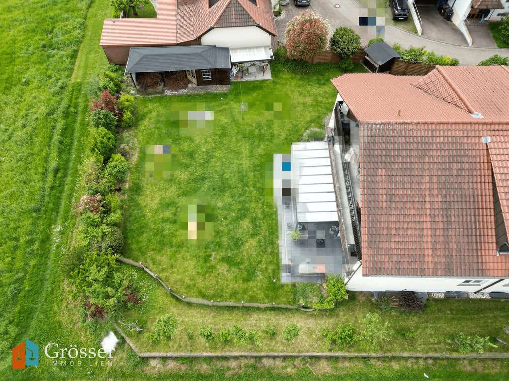 Immobilie in Eppingen - sehr schöne 4 Zimmerwohnung mit Nebenflächen, Möglichkeiten und großem Garten - Bild 2