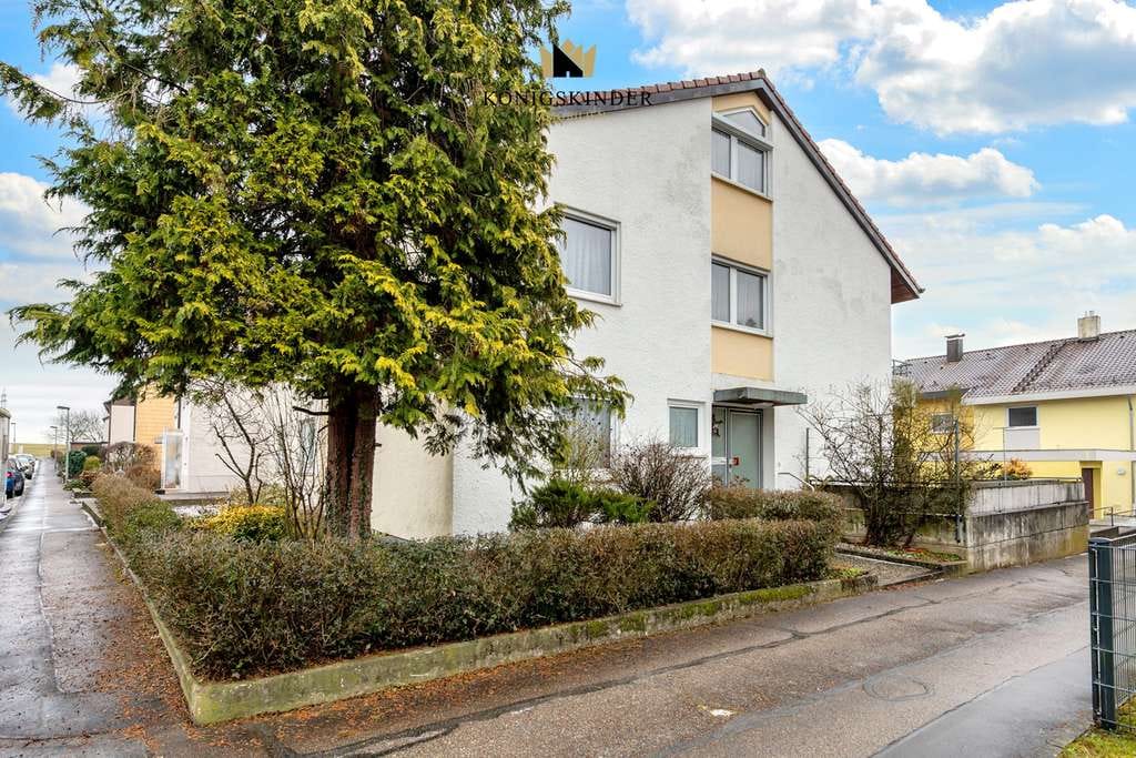 Immobilie in Hochdorf - Großzügige Doppelhaushälfte mit ca. 159m² Wohnfläche, vielseitiger Raumaufteilung, Garten und Garage - Bild 0