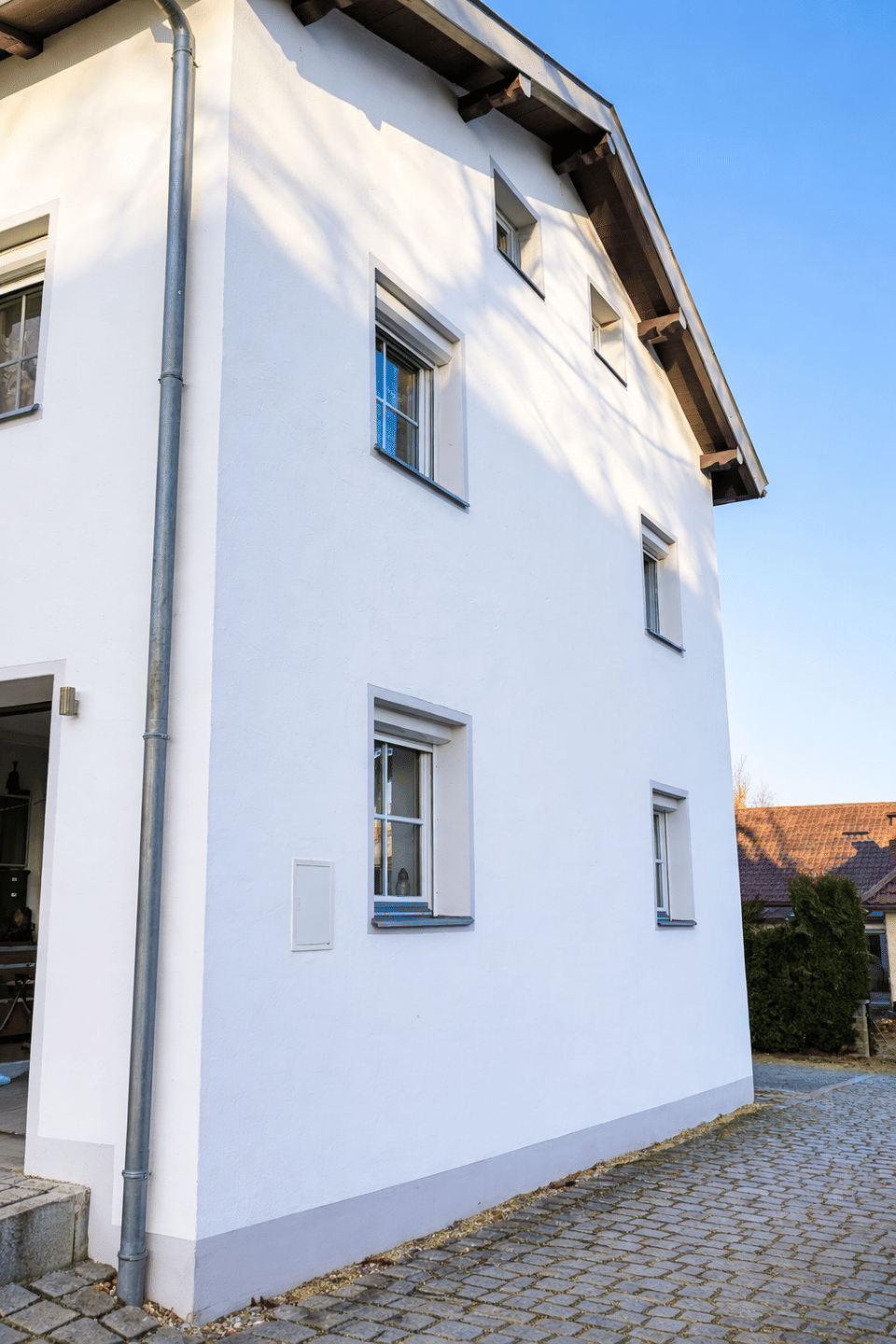 Immobilie in Innernzell - Großzügiges Einfamilienhaus mit Option auf getrennte Wohneinheiten in Innernzell - Bild 0