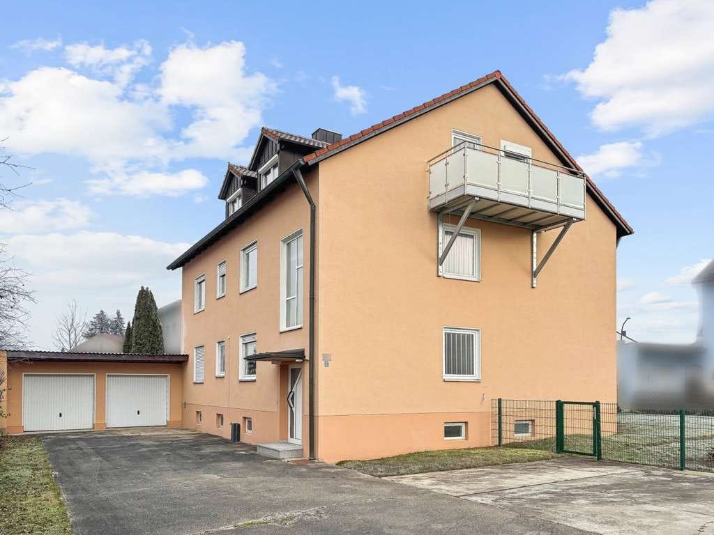 Immobilie in Obertraubling - Mehrfamilienhaus zur Sanierung und Erweiterung in Obertraubling - Bild 2
