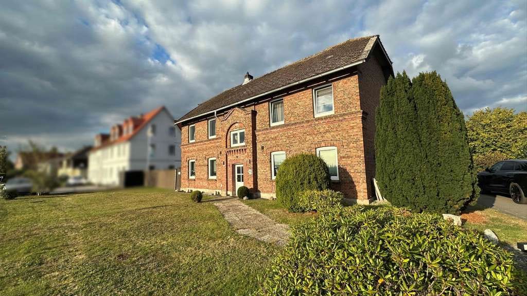 Immobilie in Moorrege - Solides, kleines Mehrfamilienhaus mit Vollkeller und Doppelgarage in Moorrege - Bild 3