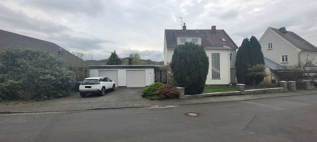 Immobilie in Merenberg - Wohnhaus  - Bild 0