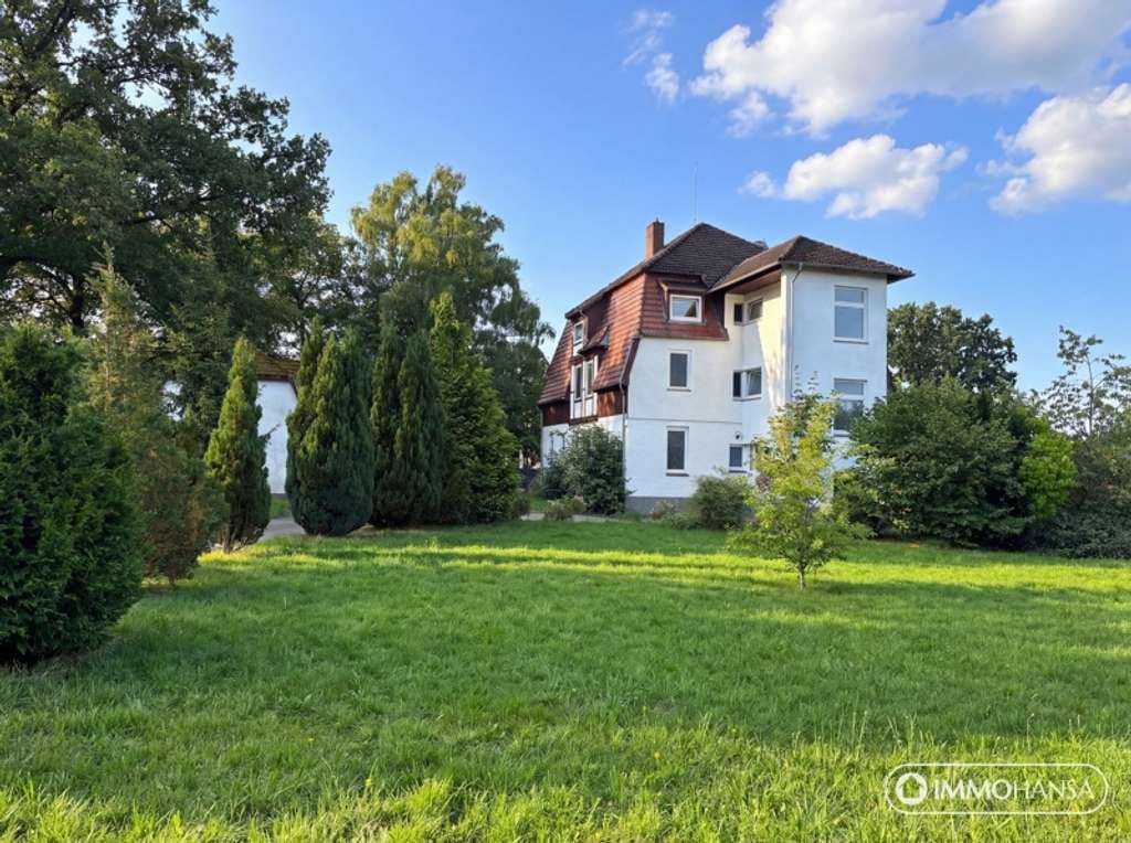 Immobilie in Suderburg - Herrenhaus mit 7,2% Rendite | voll vermietet | Baureserve inklusive - Bild 0