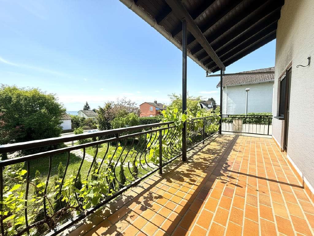 Immobilie in Geisenheim - Großzügiges Einfamilienhaus mit Terrasse und Balkon in schöner Ortsrandlage von Geisenheim-Mar - Bild 3