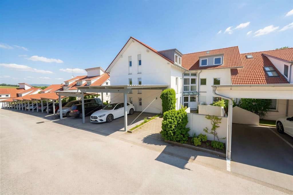 Immobilie in Aach - Freiwerdende 3,5-Zimmer-Erdgeschosswohnung mit Balkon und Carport in Ortsrandlage von Aach - Bild 0