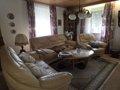 Immobilie in Dittelbrunn - 2-Familienhaus mit schönem Garten in 97456 Dittelbrunn-Hambach (ID 10632) - Bild 3