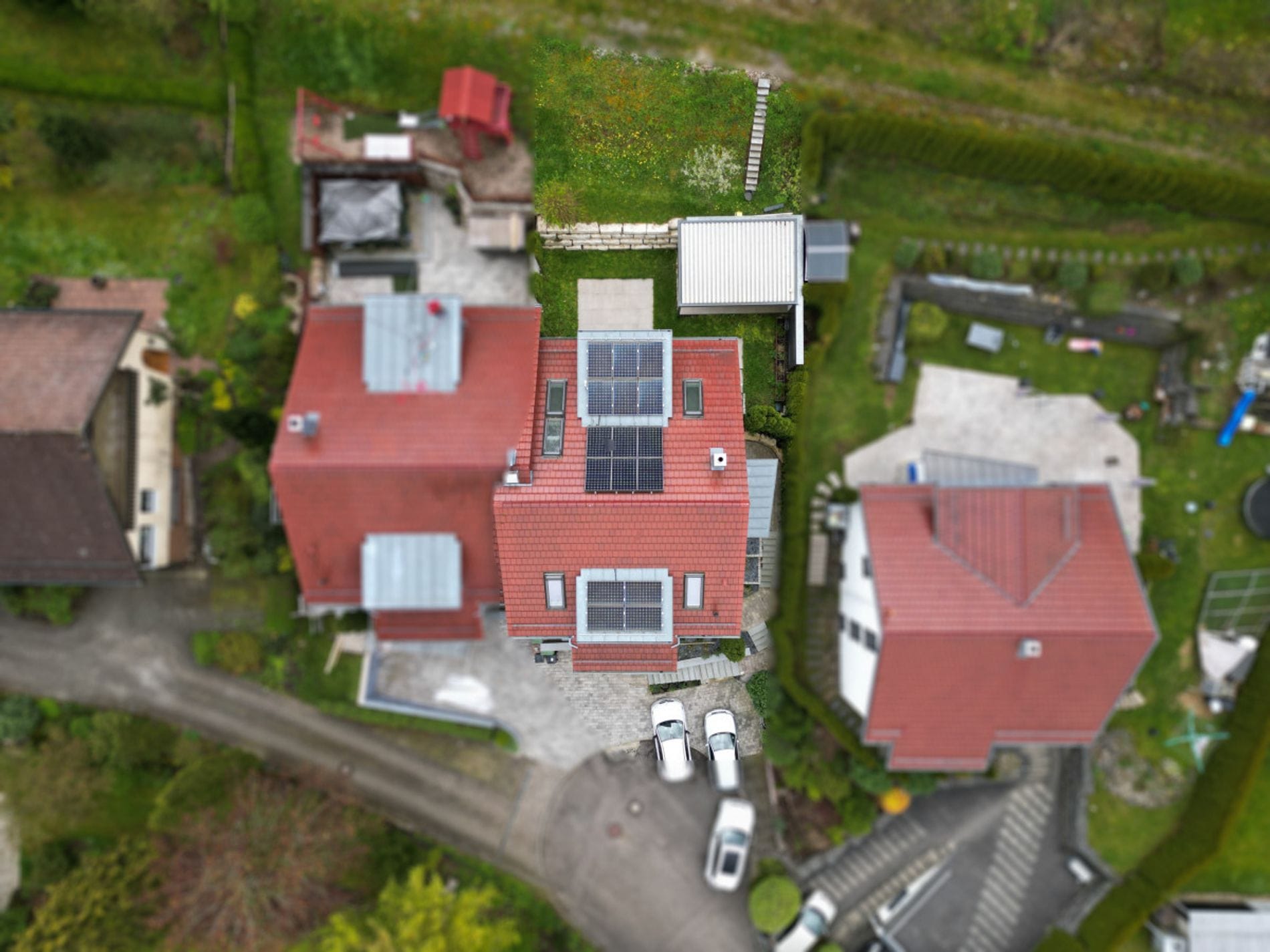 Immobilie in Ingelfingen - Schöne Doppelhaushälfte mit hochwertiger Ausstattung in bester Aussichtslage mit Einliegerwohnung - Bild 2
