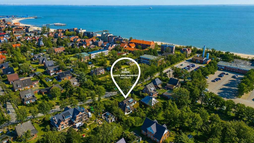 Immobilie in Wyk auf Föhr - Attraktives Grundstück mit Bestand in strandnaher Toplage - ideal für Sanierung oder Neubau - Bild 2