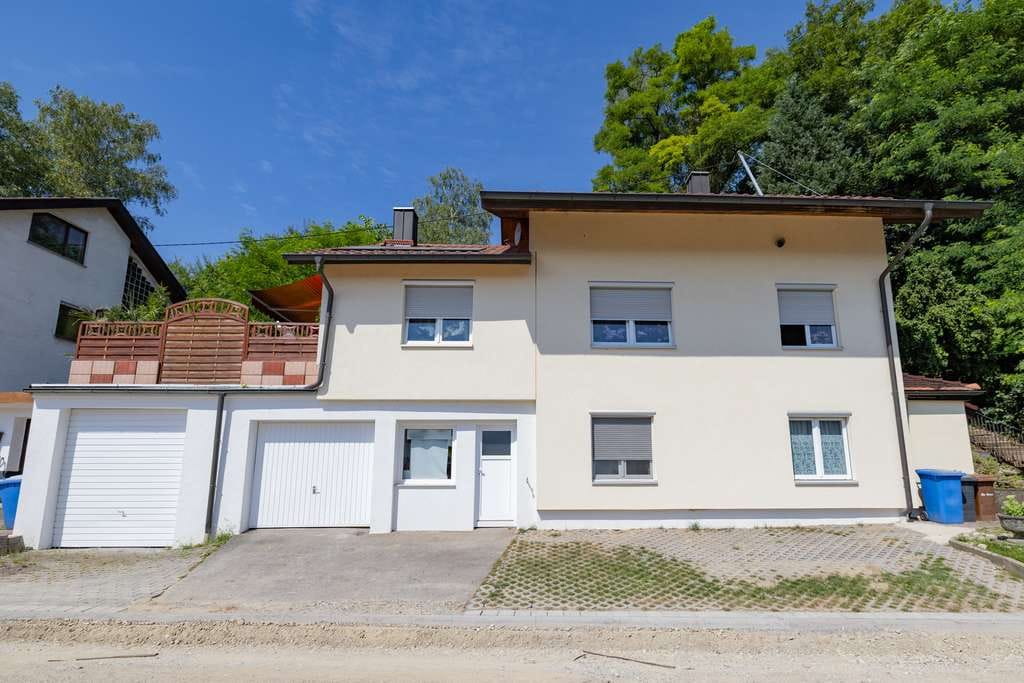 Immobilie in Stockach - Provisionsfrei! Modernisiertes Zuhause mit zusätzlichem Wohnraum und PV-Anlage - Bild 4