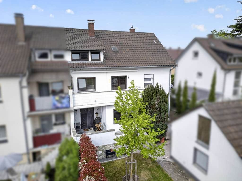 Immobilie in Rheinstetten - Stadthaus mit 2 PKW-Stellplätze aufgeteilt in 2 Eigentumswohnungen im Stadtteil Forchheim - Bild 2