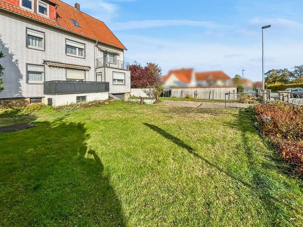 Immobilie in Elze - Mehrfamilienhaus mit drei Einheiten zur Vermietung oder Eigennutzung in zentraler Lage von Elze - Bild 1