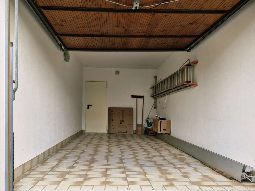Immobilie in Hengersberg - Außergewöhnliches Reihenhaus in Hengersberg, provisionsfrei und sofort beziehbar - Bild 1