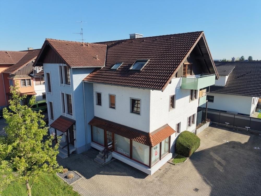 Immobilie in Schutterwald - ***Das Haus im Haus für die junge Familie - Wohnen auf zwei Ebenen in Schutterwald*** - Bild 1