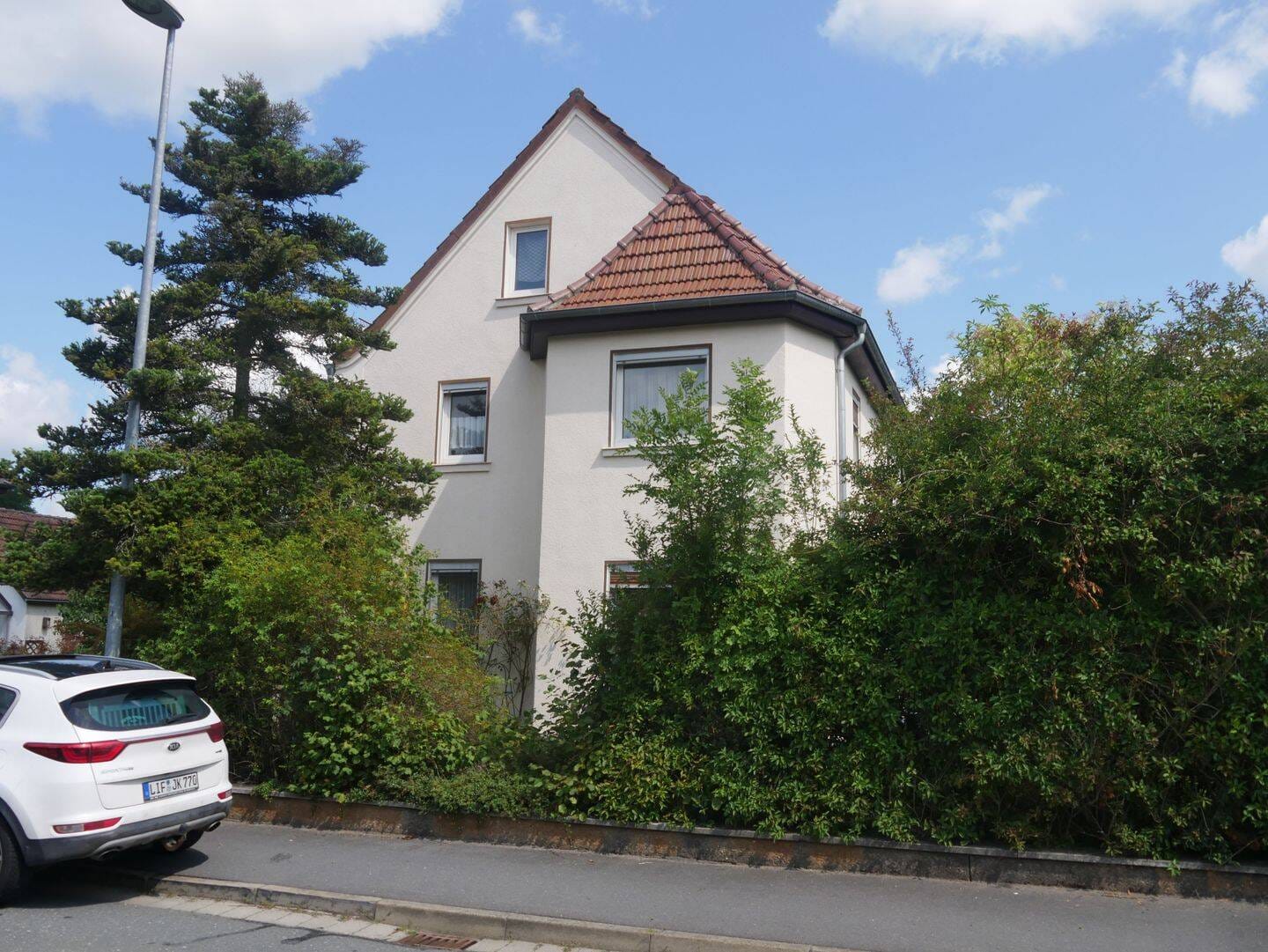 Immobilie in Rödental - Einfamilienhaus mit Charm - Bild 2