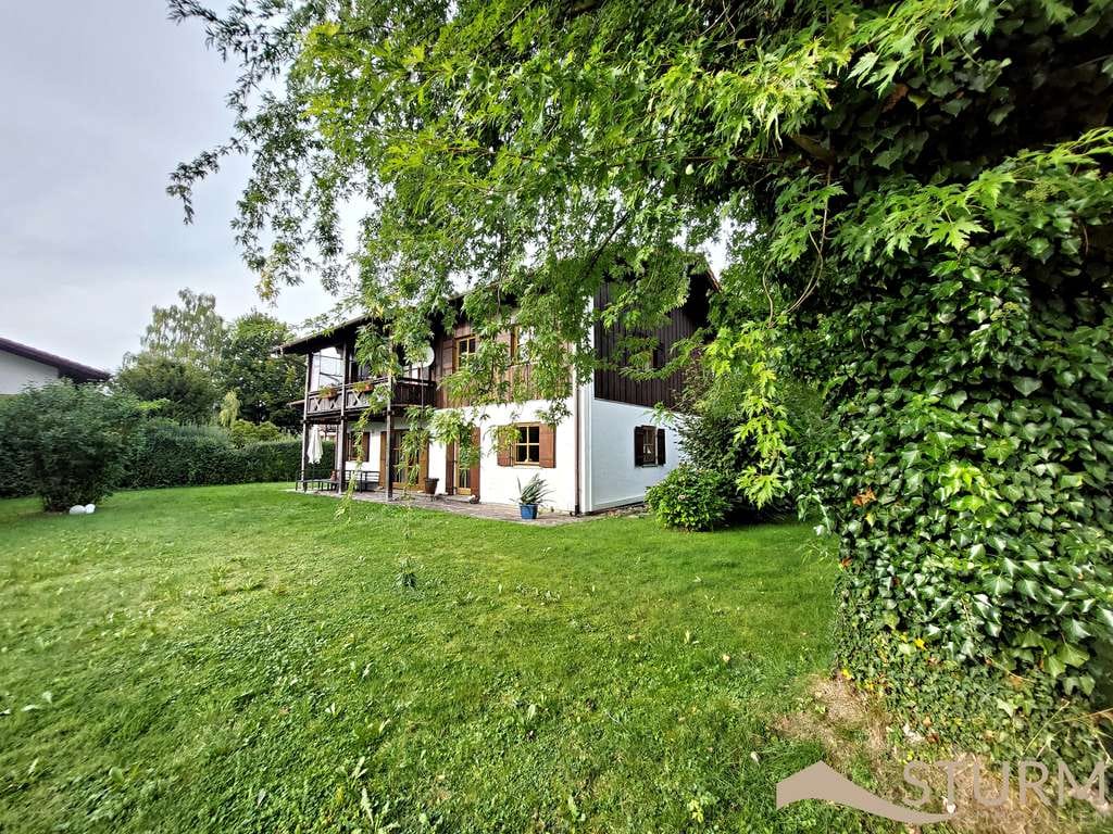 Immobilie in Waging am See - Typisch bayerisch und grundsolide - Zweifamilienhaus in Top Lage - Waging am See im schönen Chiemgau - Bild 3