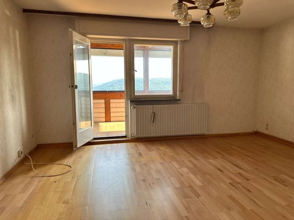 Immobilie in Waldbronn - LAGE, LAGE, LAGE - DHH auf schönem Grundstück mit TraumBLICK ins Albtal in Busenbach - Bild 4